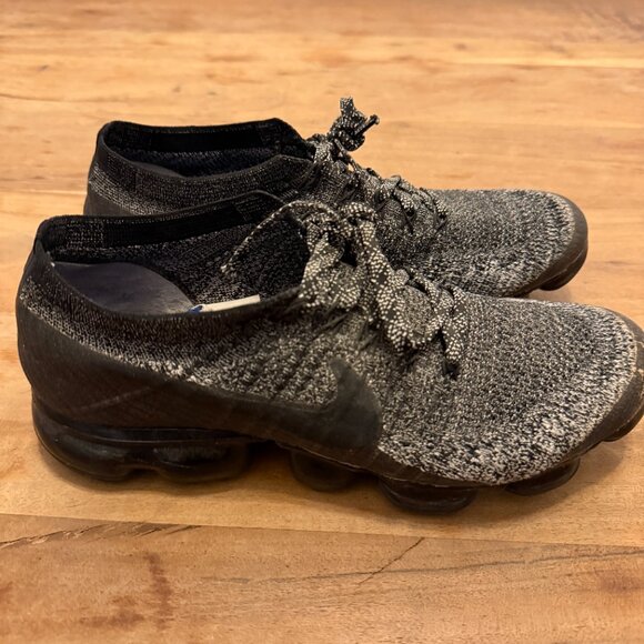 Nike Air Vapormax Flyknit Oreo 2.0 - Size 9 - Black - Picture 7 of 10
